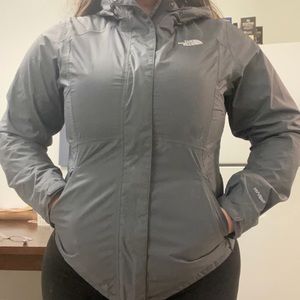 Northface windbreaker jacket zip up Medium